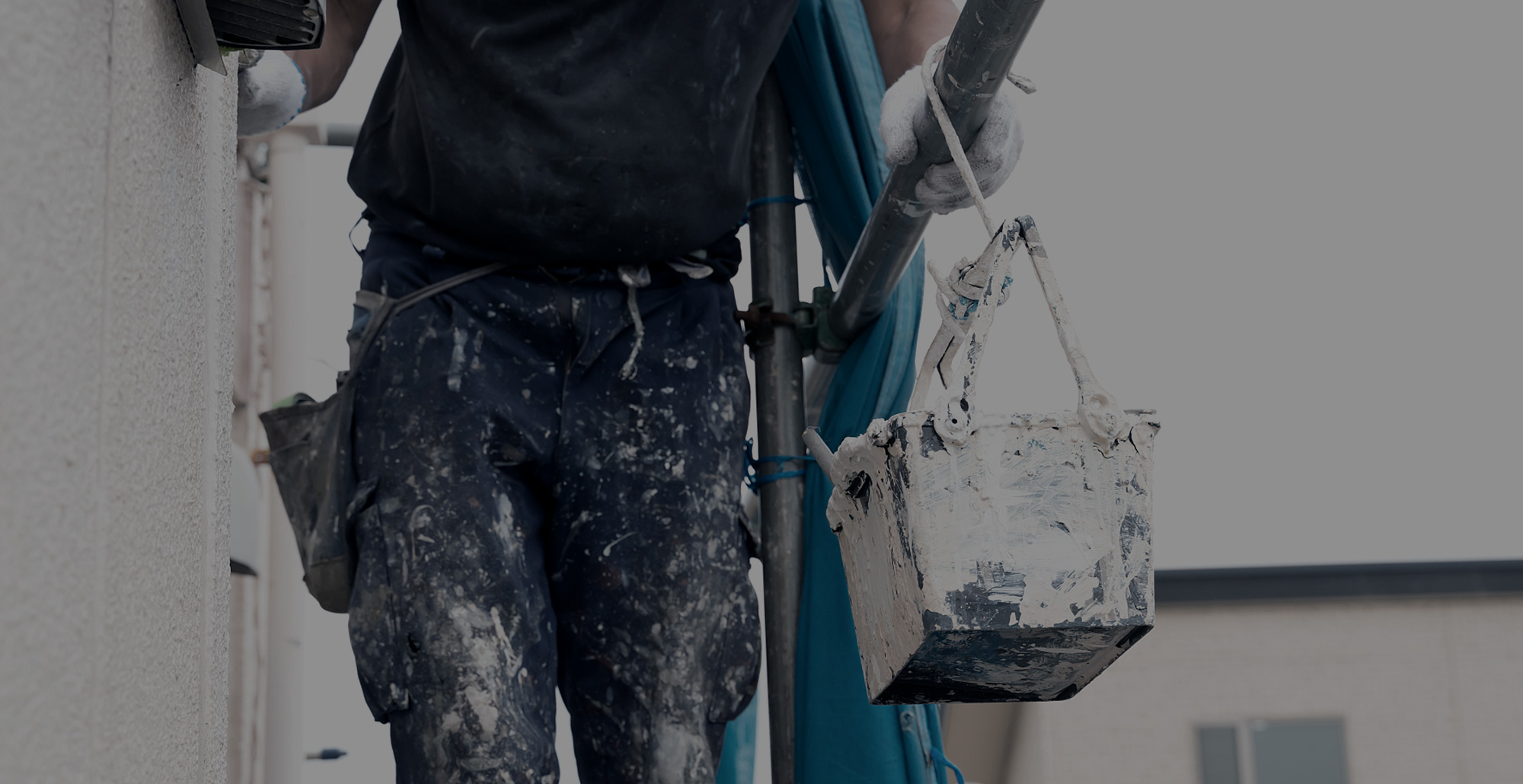 次の世代へ技術を繋ぐ。 信頼を重ね、品質で応える。選ばれ続ける塗装会社へ。